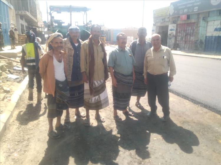 مدير عام لودر يتفقد إصلاح وسفلتة شوارع المدينة ويشيد بجهود مؤسسة الناصر وشباب المبادرة