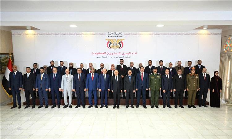 وكيل في وزارة الإعلام: القسم الدستوري يفرض على الوزراء تنقية حساباتهم وخطابهم من أي تجاوز للوطن