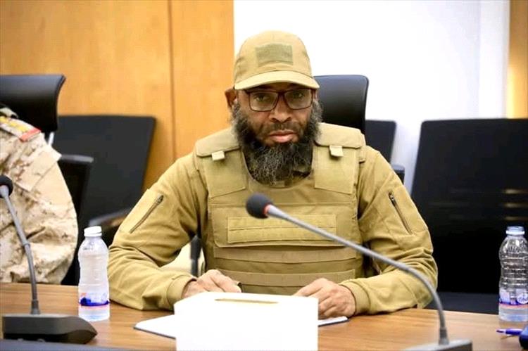 السيرة الذاتية للواء فهد سالم بامؤمن قائد المنطقة العسكرية الأولى الجديد