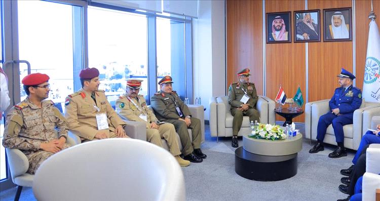 رئيس هيئة الأركان يبحث مع نظيره السعودي تعزيز التعاون العسكري وتطوير الشراكة الدفاعية