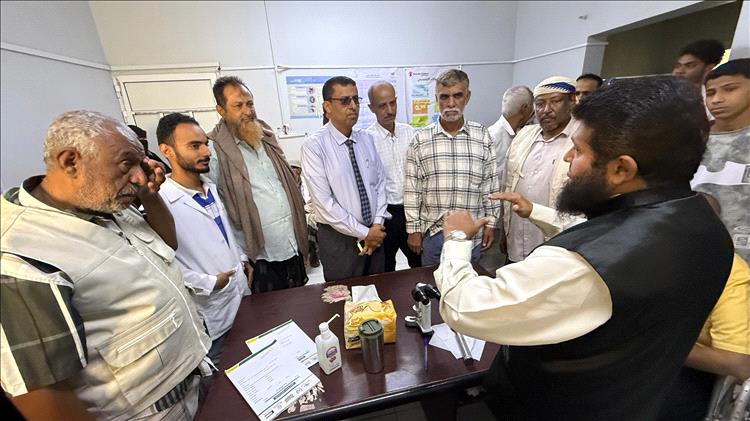 بتمويل كويتي.. جمعية الحكمة تدشن مخيما للعيون في مستشفى الوهط بمحافظة لحج