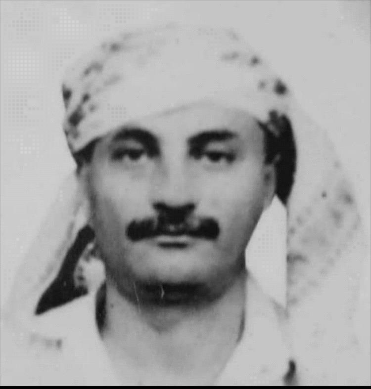 الشيخ قائد سيف عيده سرحان يعزّي بوفاة المناضل عبده علي مصلح الشرعبي