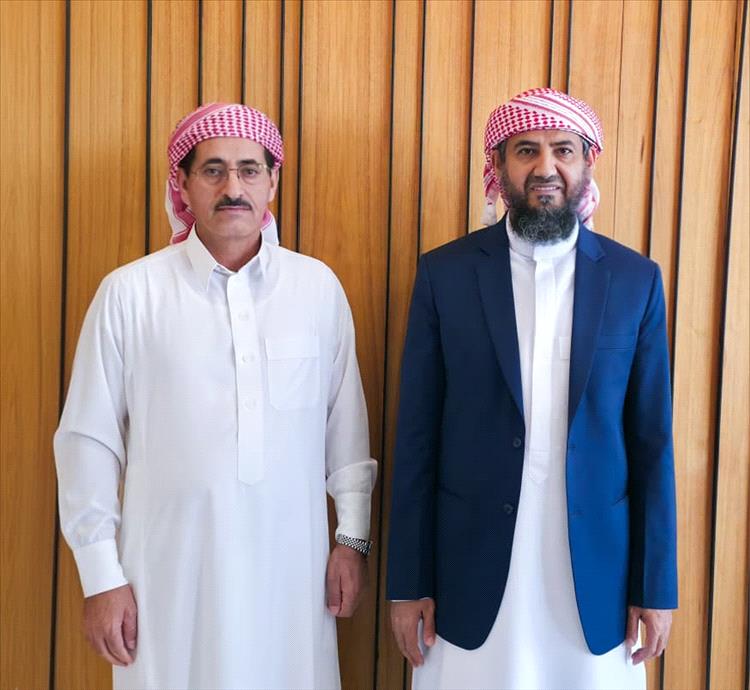 المحرّمي يلتقي وزير الدفاع ويشدد على توحيد الجهود ضد العدو المشترك