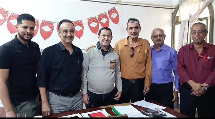 إجراء عملية الاستلام والتسليم بين المديرين السلف والخلف لمستشفى الأمراض النفسية