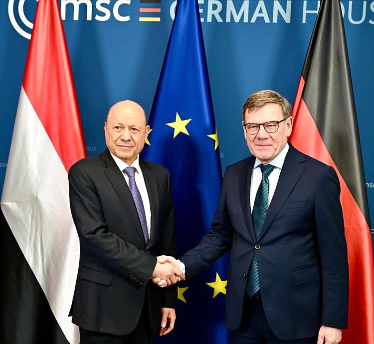 رئيس مجلس القيادة يبحث مع وزير الخارجية الالماني العلاقات الثنائية وسبل حشد الدعم الدولي للإصلاحات الحكومية