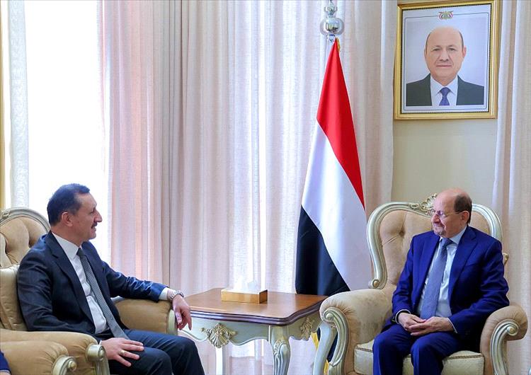 رئيس الوزراء وزير الخارجية يستقبل القائم بأعمال السفارة التركية لدى اليمن