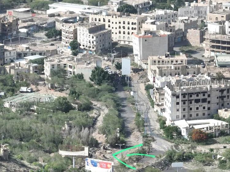 عاجل: فتح معبر “الكمب” شرق مدينة تعز لمدة 24 ساعة بمناسبة حلول شهر رمضان