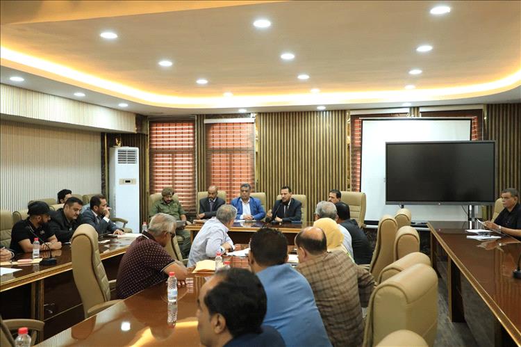 برئاسة المحافظ عبدالرحمن شيخ.. المكتب التنفيذي بالعاصمة عدن يقف أمام آخر الاستعدادات لاستقبال شهر رمضان المبارك