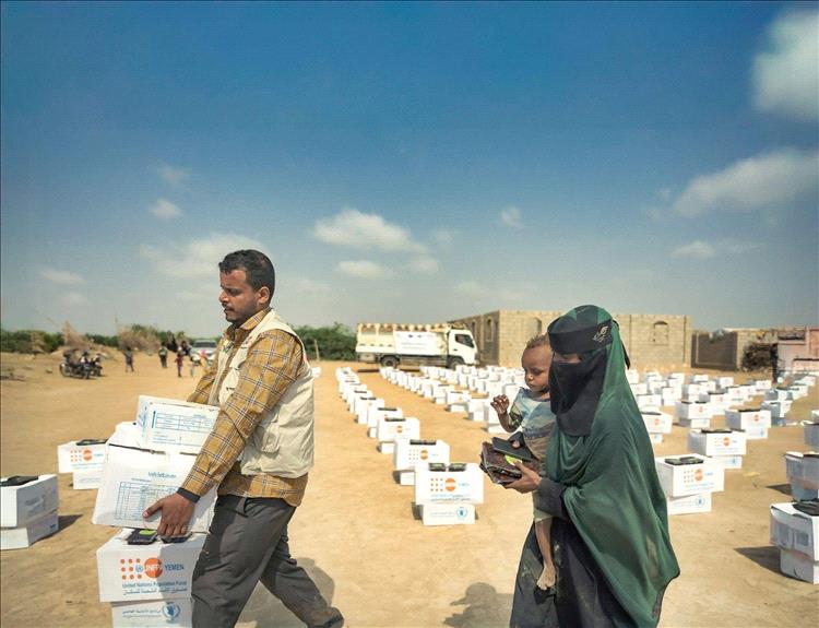 آليات إغاثية لمواجهة الفراغ الأممي في مناطق سيطرة الحوثيين