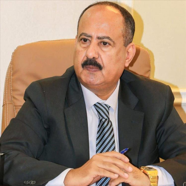 وزير النقل: سلامة المسافرين أولاً وتأخير الرحلات إجراء احترازي.. وتوجيهات عاجلة لتطوير أسطول اليمنية