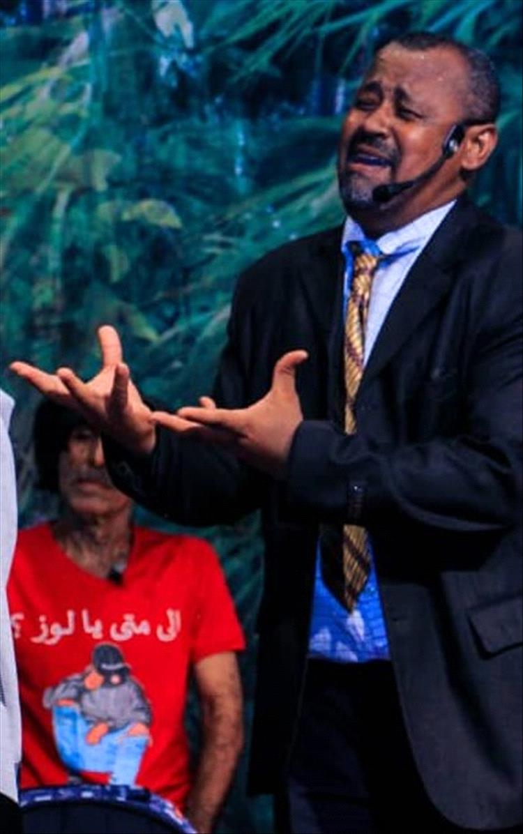 المخرج المسرحي عيدروس عبدون: الفنان المسرحي يعيش في إحباط مستمر ولا توجد جهة تهتم بإبداعاته (حوار)