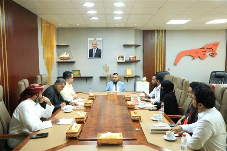 وزير الدولة محافظ عدن يبحث مع منظمة "نداء جنيف" سبل تعزيز التعاون المشترك لتعزيز حماية المدنيين