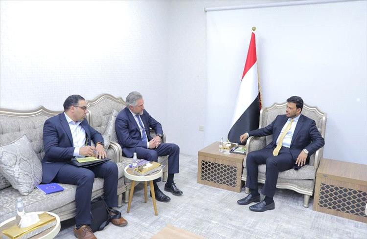 عضو مجلس القيادة الدكتور عبدالله العليمي يبحث مع سفير الاتحاد الأوروبي التطورات في اليمن