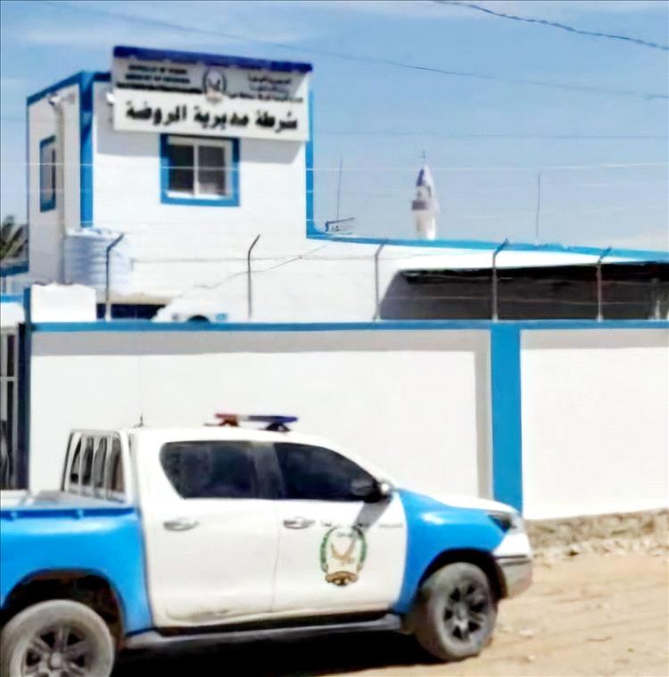 شرطة الروضة تنجح في القبض على لصين متورطين في سرقة أدوات كهربائية من مستشفى المديرية