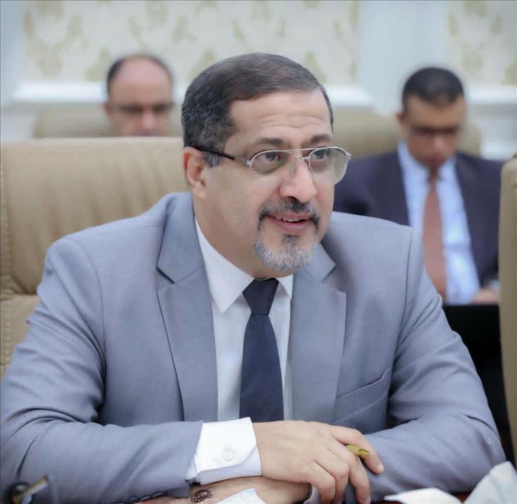 وزير العدل يرفع برقية تهنئة لرئيس مجلس القيادة الرئاسي وأعضاء المجلس والحكومة وقيادة السلطة القضائية بمناسبة رمضان