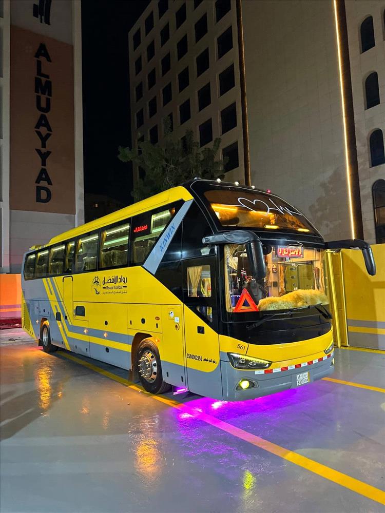 شركة الأفضل توضح ملابسات تعطل إحدى رحلاتها وتؤكد: الخلل خارج عن إرادتنا وباصاتنا موديلات حديثة