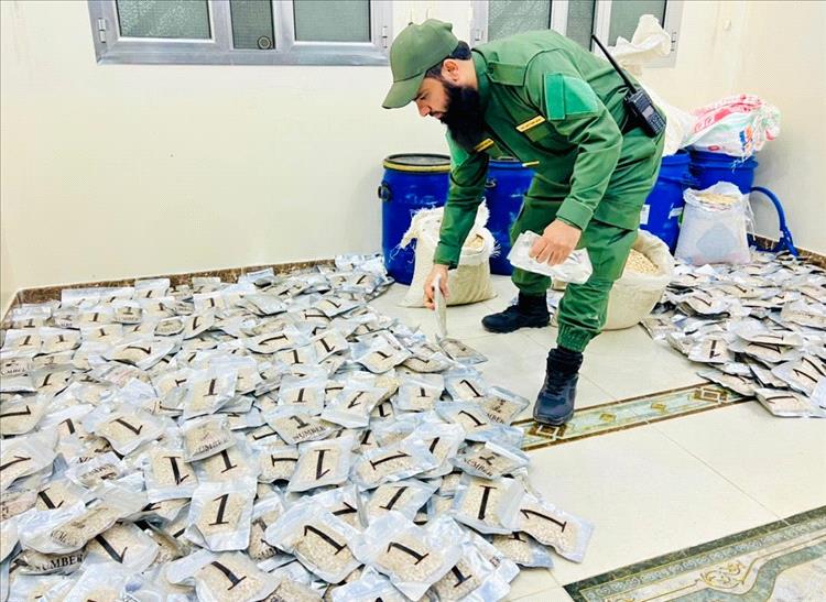 المقدم مياس الجعدني يشيد بجهود الحملة الأمنية المشتركة في رأس العارة بعد ضبط مليون قرص كبتاجون