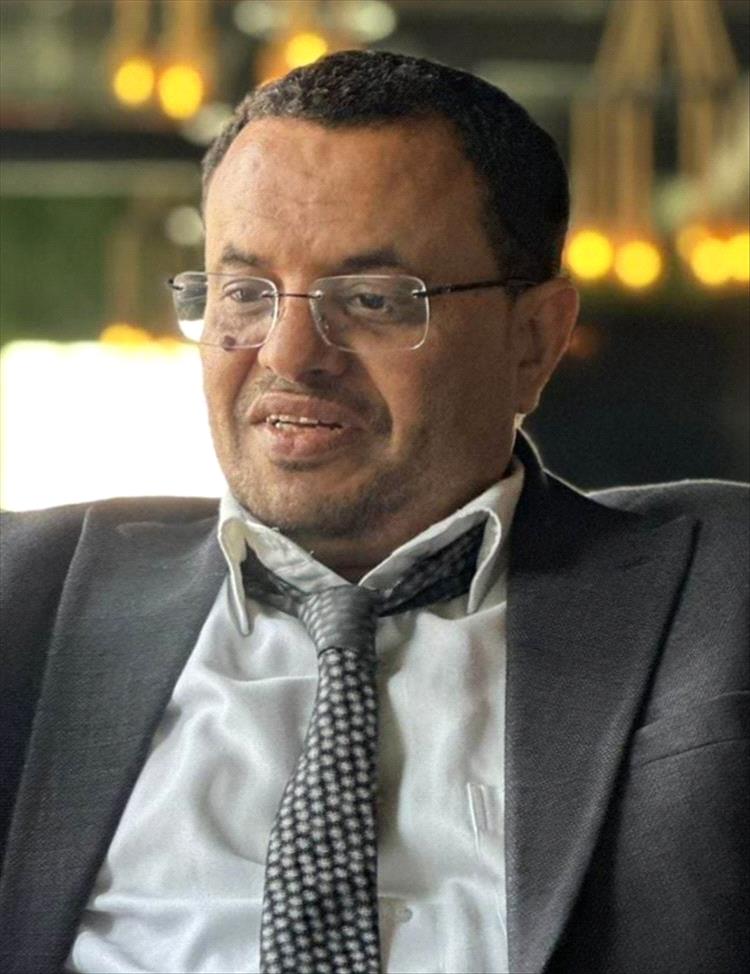 كاتب سياسي: إغلاق مقرات المجلس الانتقالي المنحل خطوة لتصحيح المسار واستعادة العمل المؤسسي