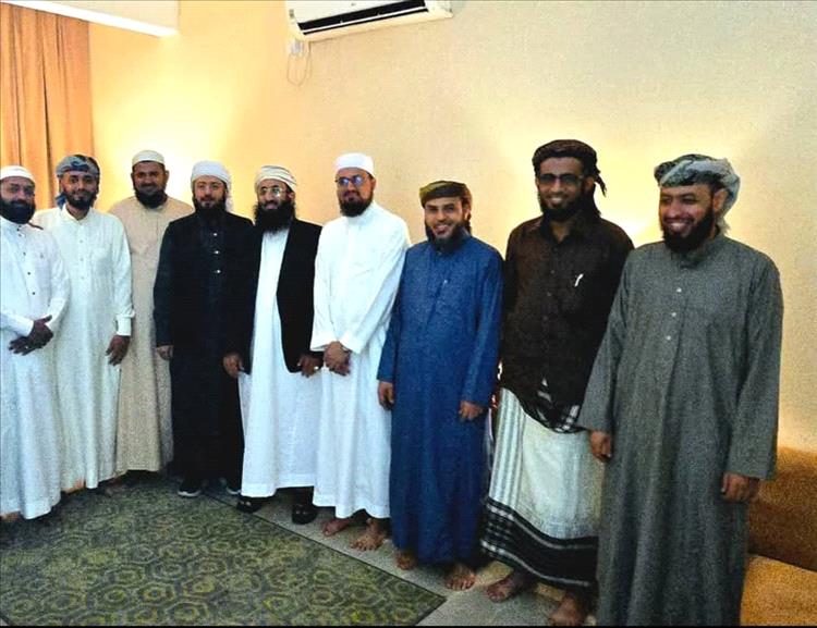 وزير الأوقاف يلتقي رابطة قرّاء اليمن ويؤكد دعم المشاريع القرآنية