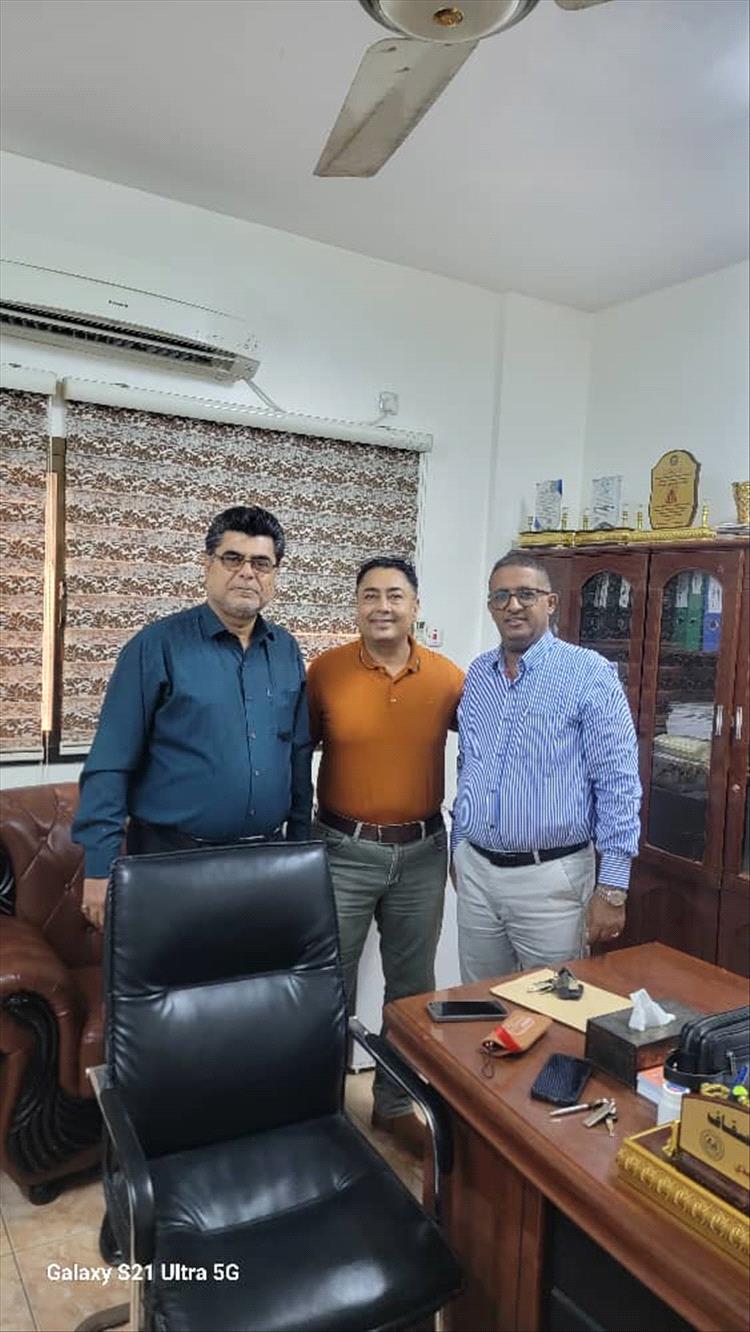 لقاء تشاوري يبحث أوجه التعاون بين المؤسسة العامة للمطابع والكتاب المدرسي ومركز الدراسات والاستشارات بجامعة عدن