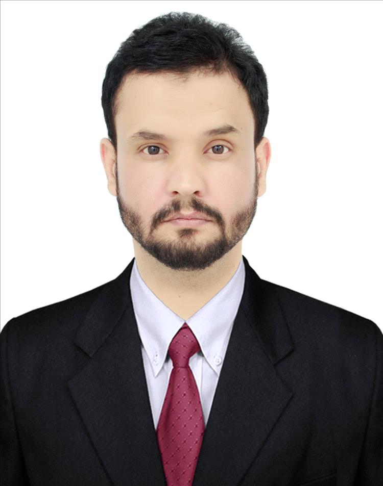 الوديعة.. الصيعري مدير عام المنفذ يصدر تعميم إداري لتنظيم حركة القواطر وتسريع إجراءات التفتيش