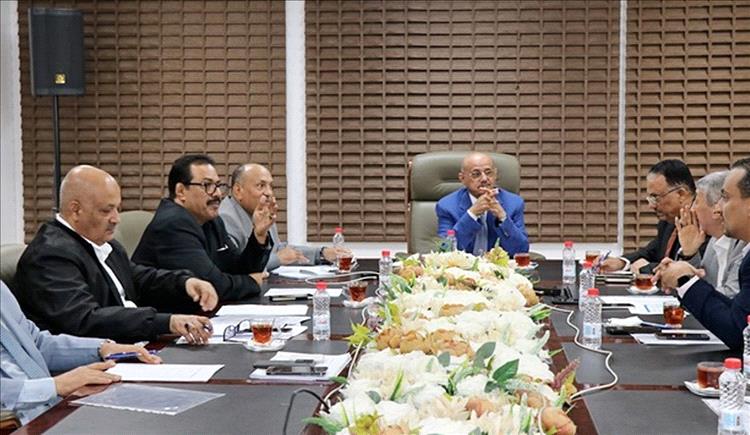 اللجنة الوطنية لتنظيم وتمويل الواردات تشدد على مواصلة الرقابة وتحقيق التوازن بين الضبط وتسهيل التجارة