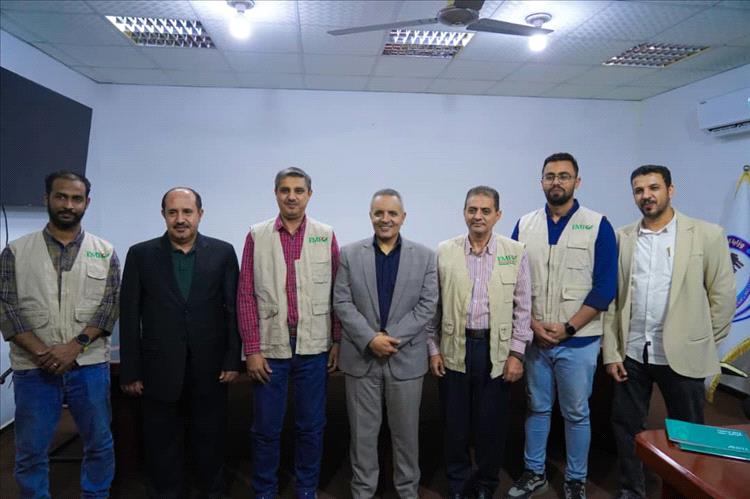 وزير الشؤون الاجتماعية والعمل يلتقي بممثلي المؤسسة الطبية الميدانية