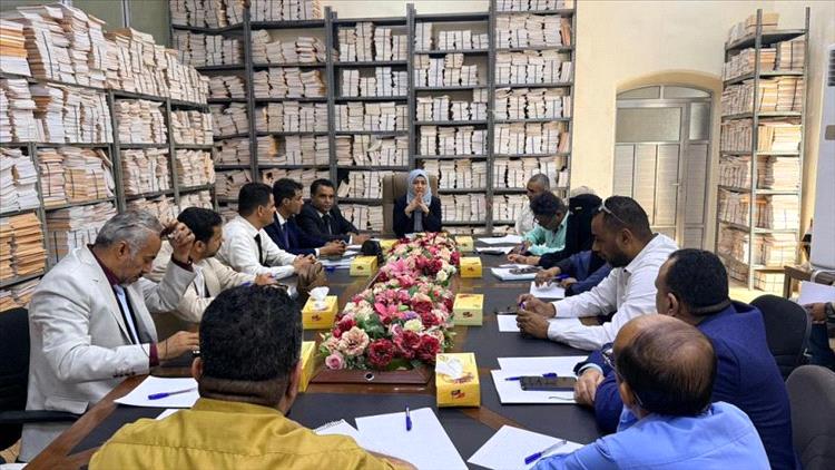 وزيرة الشؤون القانونية تؤكد أهمية إعادة تفعيل الدور المحوري للوزارة