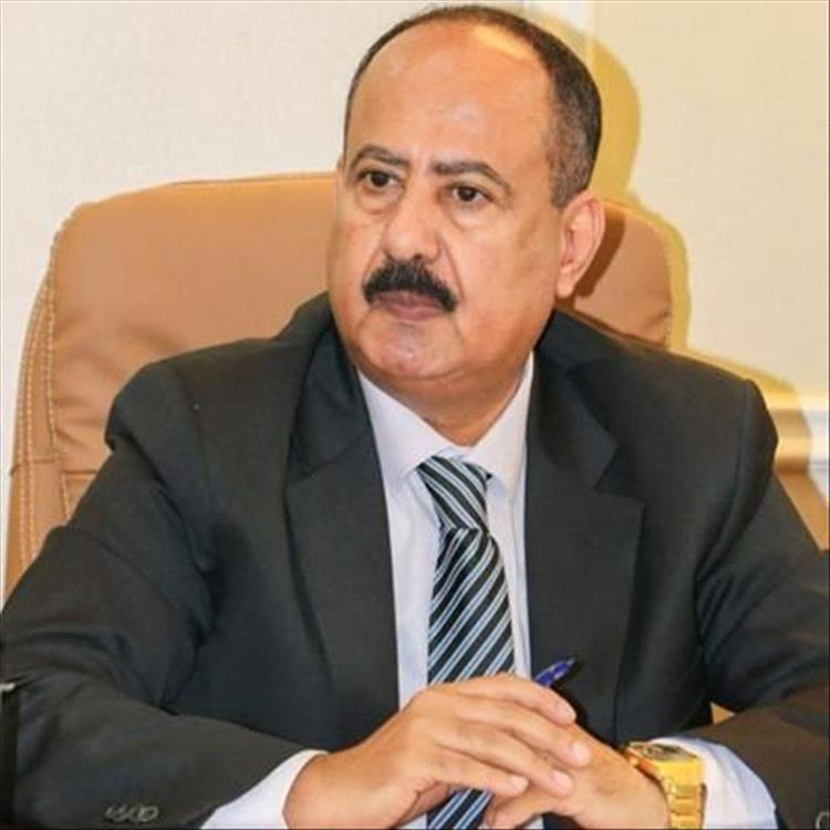 وزير النقل يفجّر مفاجأة: عودة الترانزيت إلى ميناء عدن بعد 15 عاماً من التوقف