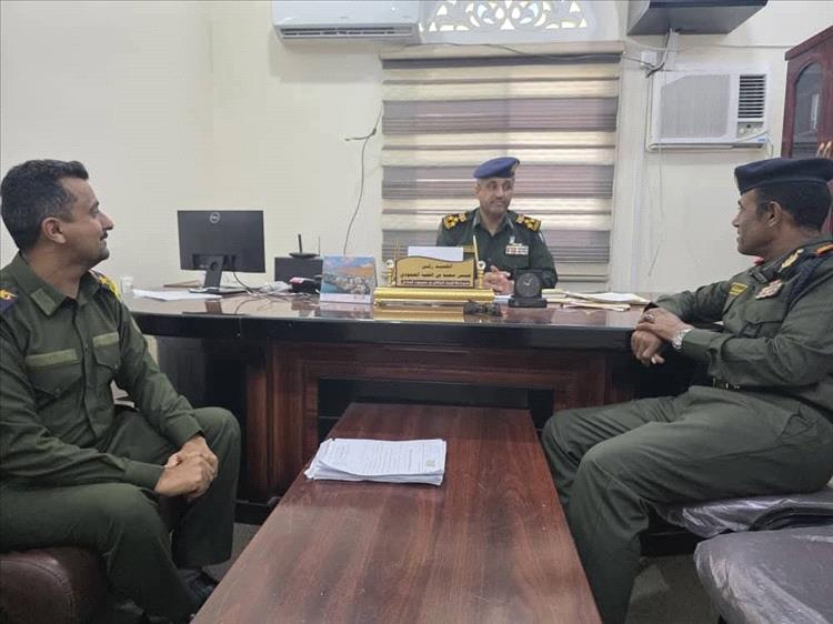 مدير عام أمن ساحل حضرموت يتفقد إدارة البحث الجنائي ويشدد على مضاعفة الجهود