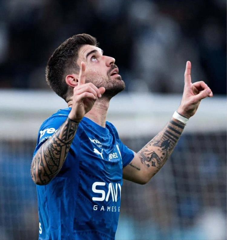 الهلال يعود للانتصارات بخماسية مثيرة أمام الشباب في دوري روشن السعودي