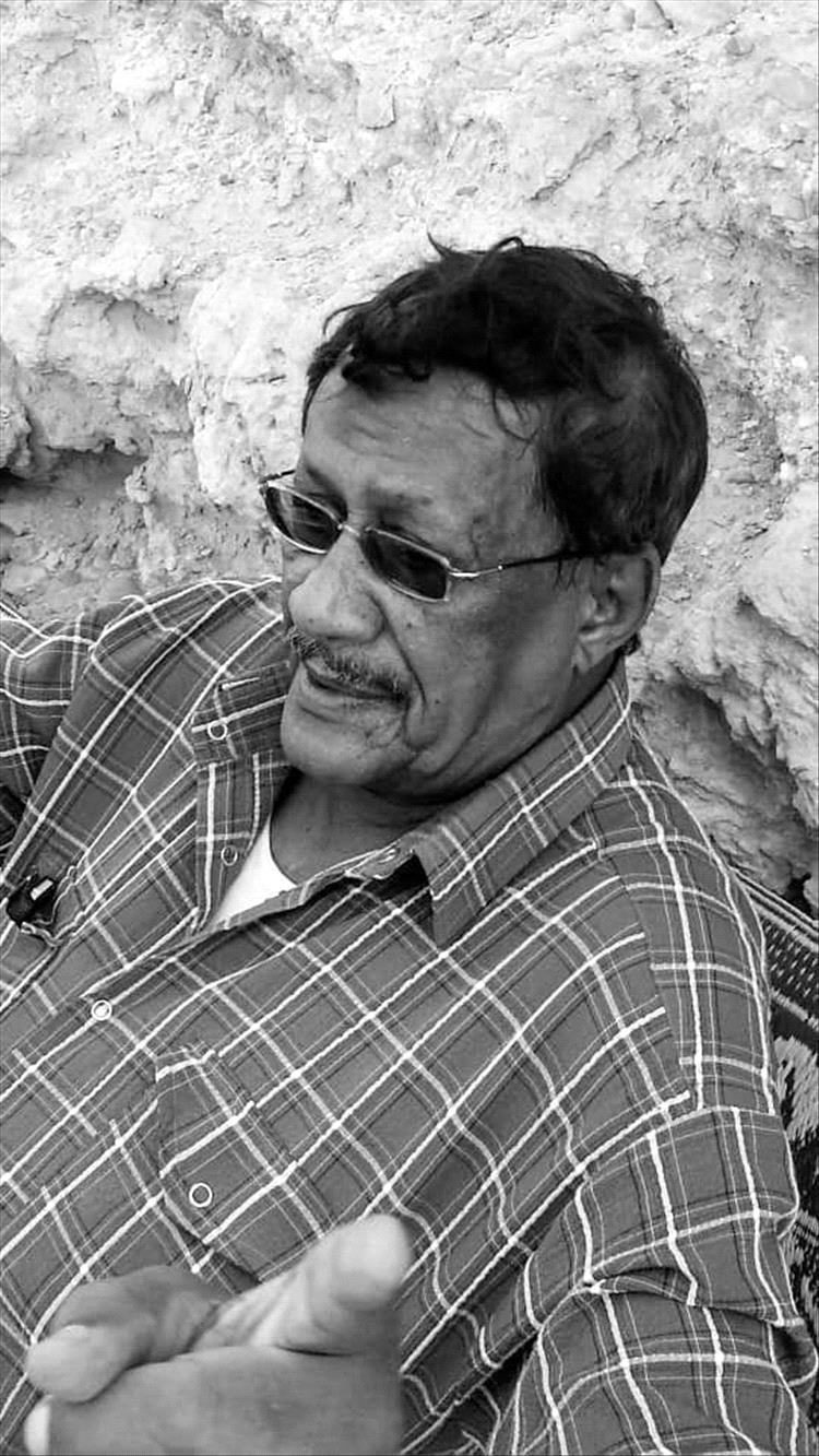 الشيخ بن حبريش يعزي في وفاة الشخصية الاجتماعية أحمد محمد بن زياد