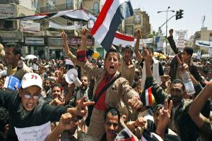 السلقدي: اليمنيون يعلّقون آمالًا كبيرة على الحكومة الجديدة لإنعاش الاقتصاد وصرف المرتبات