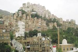 سلطة المحويت تتهم الحوثيين بارتكاب جرائم حرب في مديرية الرجم