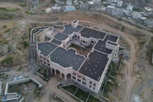 صرح أكاديمي عملاق يُضاف إلى جامعة تعز