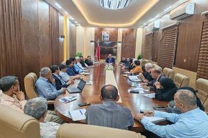 وزير الصحة يرأس اجتماعا صحياً موسع لقيادات الوزارة