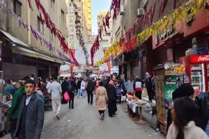 في قلب فيصل بمصر.. حي العشرين يتحول إلى نسخة يمنية نابضة بالحياة في رابع أيام رمضان