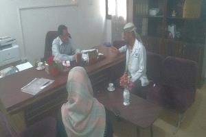 مدير عام مستشفى الأمراض النفسية يلتقي مسؤولة الصحة النفسية في مؤسسة الرعاية التنموية