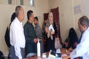 وفد من وزارة الصحة يزور مركز باتيس الصحي بخنفر ويشيد بجهودهم