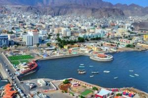 هل تنجح الحكومة في استثمار فرصة الدعم السخي؟