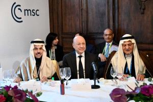 اندبندنت عربية: العليمي يطرق باب 