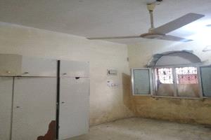 أيتام خلف جدران الحرمان: "فراشين ودبة غاز" تلخص مأساة أسرة متعففة