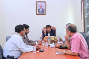 توجيهات بتكثيف الحملات الرقابية لضبط الأسعار في محافظة المهرة