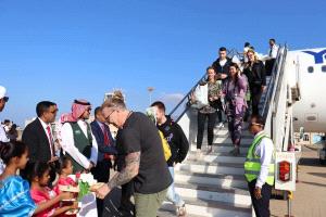 وصول رحلات سياحية أجنبية من جدة يعيد النشاط السياحي إلى سقطرى