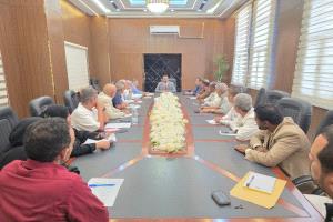 وزير الخدمة المدنية يشدد على تسهيل الإجراءات الإدارية وإنجاز المعاملات