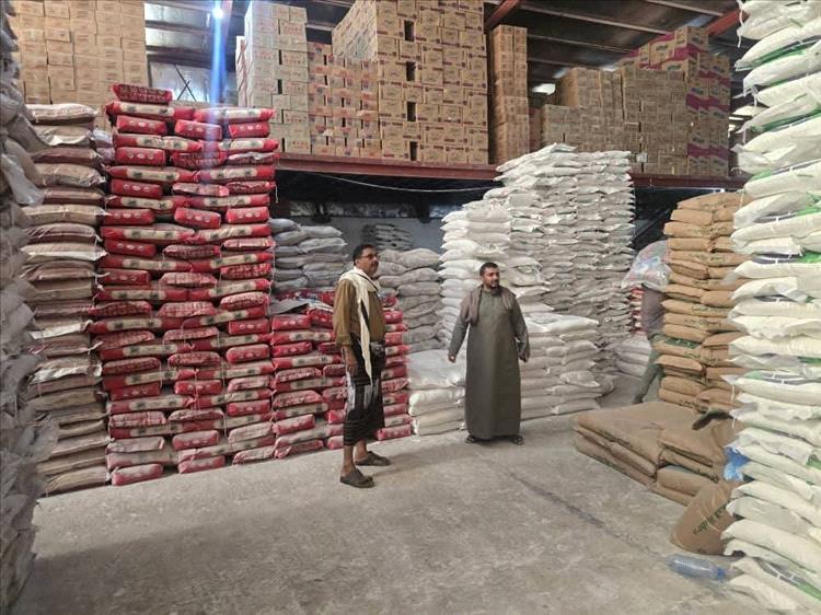 مكتب الصناعة والتجارة بشبوة يؤكد الاستقرار التمويني ويشدد على ضبط الأسعار ومنع التلاعب