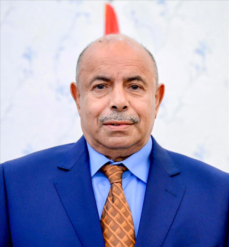 عاجل : تكليف المحافظ الخنبشي بقيادة قوات درع الوطن في حضرموت