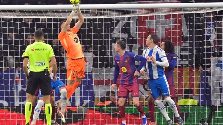 وسط الشحن والمخاوف.. ماذا قالت لجنة التحكيم الإسبانية عن حكم برشلونة وإسبانيول؟