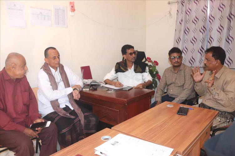 مدير عام مديرية حوطة لحج ينفذ زيارة لمؤسسة ابرار لأطفال التوحد ويشيد بخدماتها المختلفة