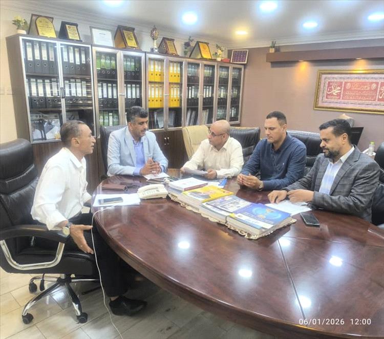مدير العلاقات العامة بعدن الغد يناقش مع البنك الأهلي اليمني مجالات التسويق وخطة العام الجديد